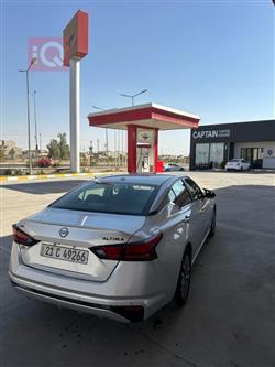 نيسان ألتيما